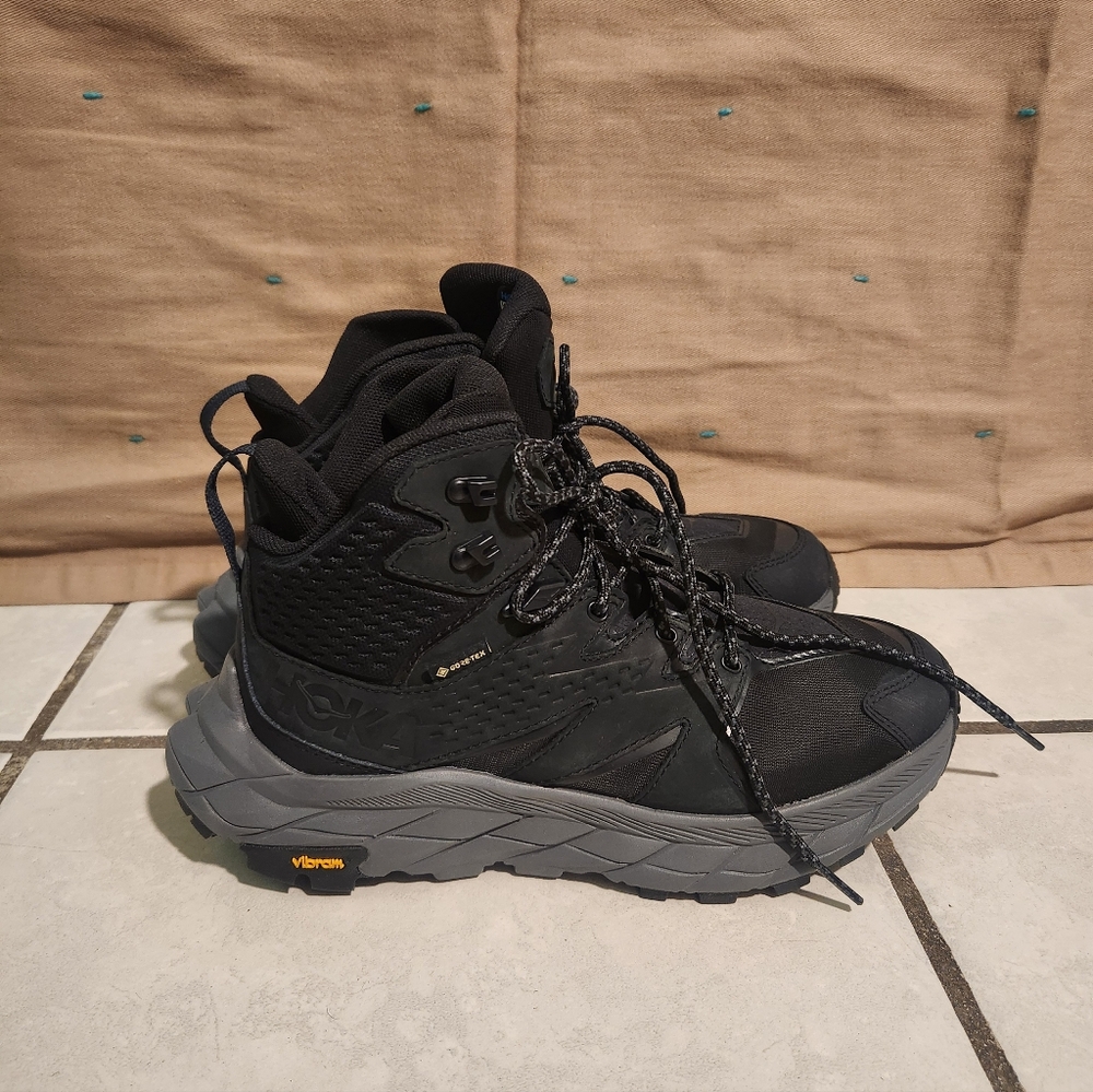 HOKA one one size Anacapa hiking boots shoes black gray Sz8B